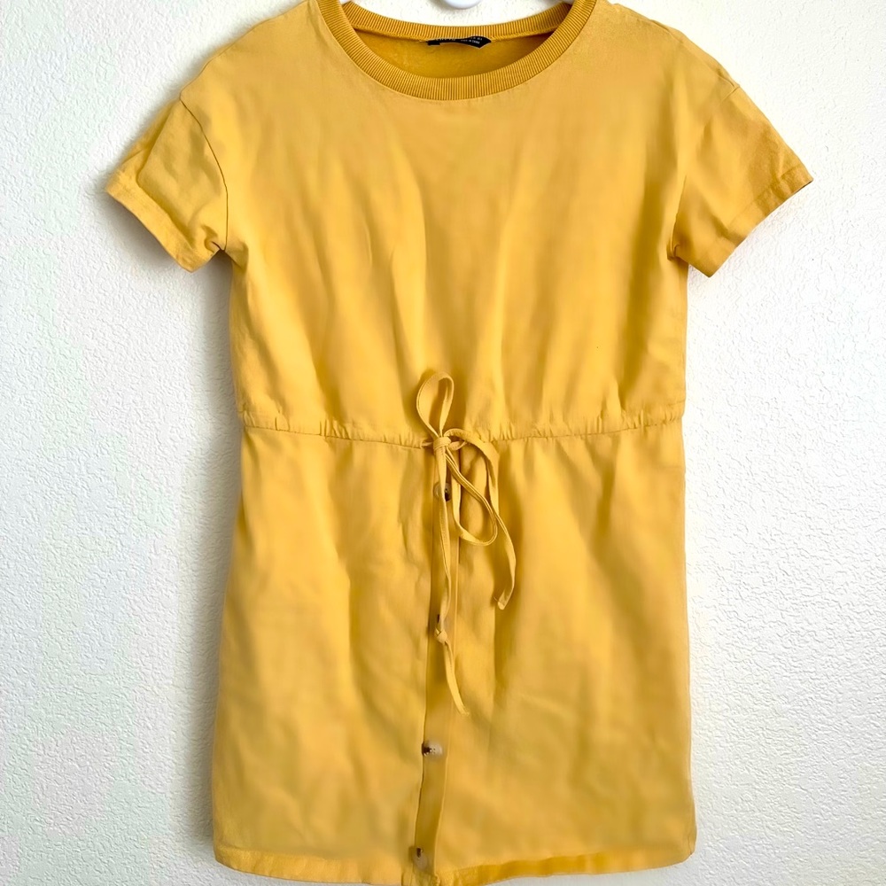 Forever 21 Mustard Yellow t-shirt dress size medium. Only worn once!